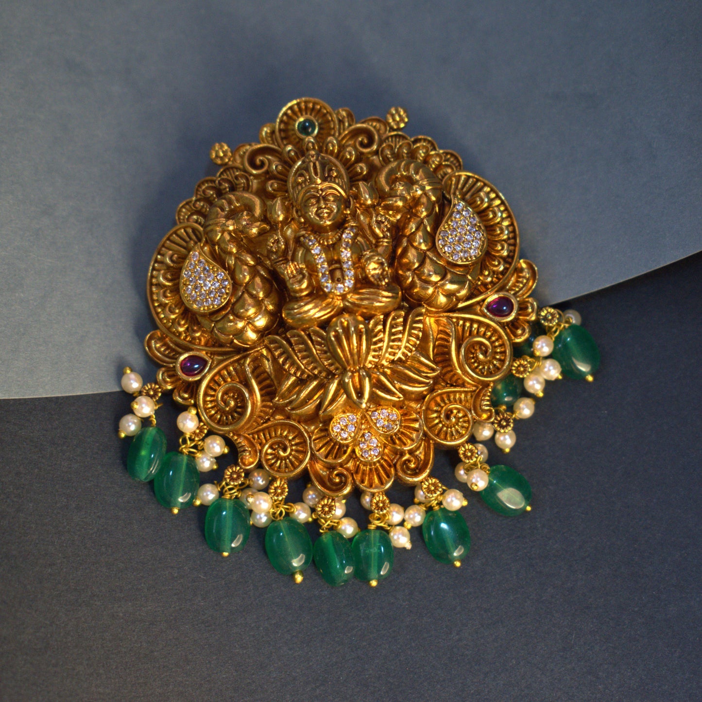 Udbhava Traditional Nakshi Lakshmi Pendant with Green Bead & Pearl Drops – Temple Jewellery