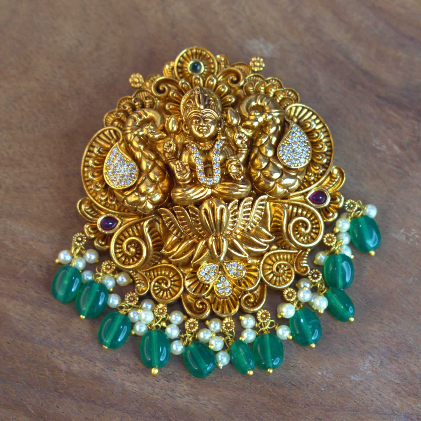 Udbhava Traditional Nakshi Lakshmi Pendant with Green Bead & Pearl Drops – Temple Jewellery